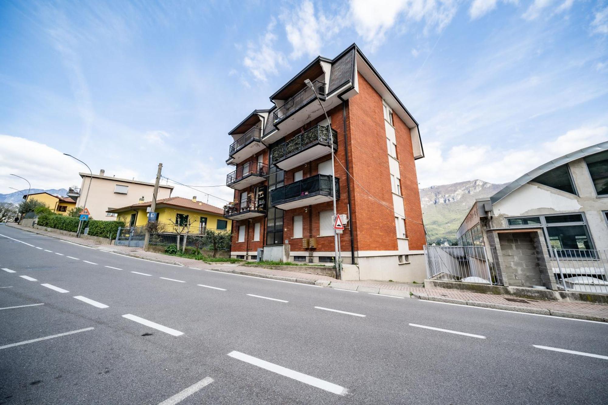 Casa Al Lario Apartment Pescate Екстериор снимка